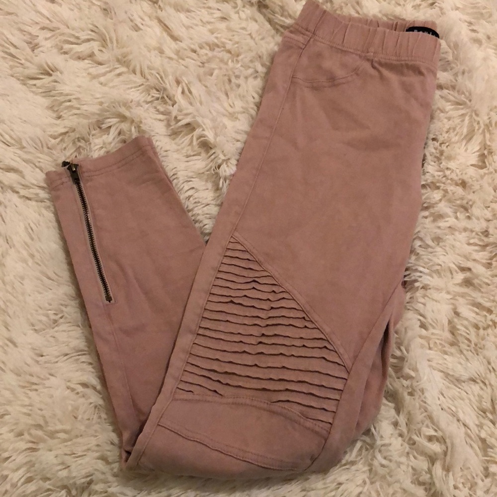Blush Moto Jeggings